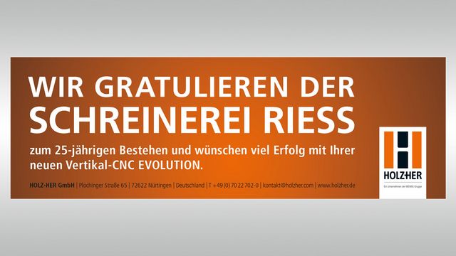 Zufrieden mit dem vertikalen CNC Bearbeitungszentrum Evolution 7405 von Holzher Zufriedener Referenzkunde von Holzher Schreinerei Riess - Evolution 7405