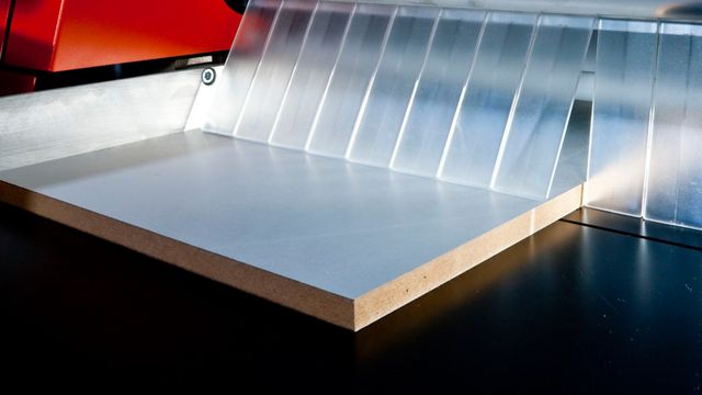 Stabile Auflagetische Stabile Auflagetische für schonendes Handling Ihres Plattenmaterials