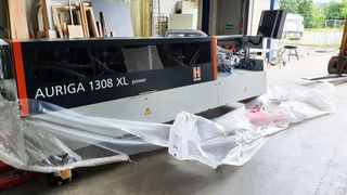 Referenzkunde Schreinerei Schneider mit der Kantenanleimmaschine Auriga 1308 XL power