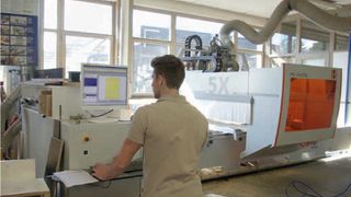 Referenzkunde Max's Möbelwerkstatt für CNC-Bearbeitungszentrum Pro-Master 7125